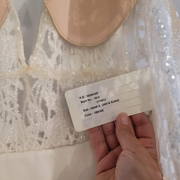 Ezoani/NILE/Color Beige, Wedding Gown - Picture 4 of 8